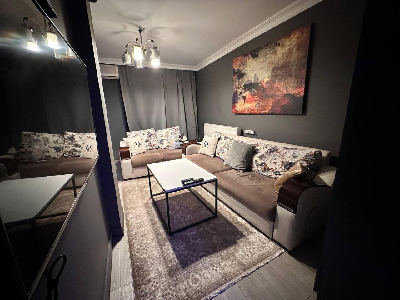 Freedom Modern And Luxry 1bd Taksim Sisli Стамбул